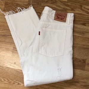 Levi’s Wedgie off white size 29
